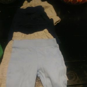 6 Newborn pants